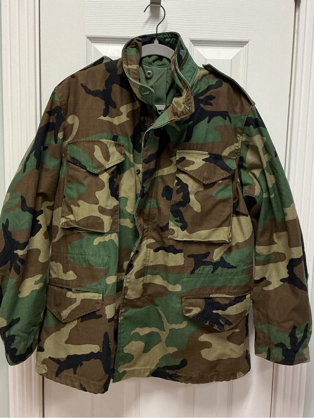 VTG. 80’s Woodland Military M-65 SZ M Cold weather field jacket with hood